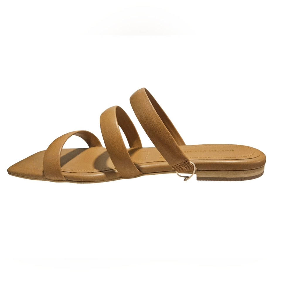 674 Bruno Premi Leathwr Tan Flat Sandals with Multiple Straps EU 39